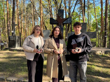 Студенти ПДМУ вшанували жертв політичних репресій: пам’ять, роздуми, уроки для сьогодення / PSMU Students Honored Victims of Political Repressions: Memory, Reflection and Lessons for Today