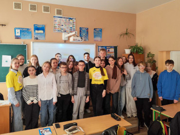 Продовжуємо серію заходів до Місяця обізнаності про ментальне здоров’я / Continuing the Series of Events for Mental Health Awareness Month