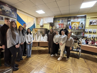 Студенти відкривають магію лялькового мистецтва / Students Discover the Magic of Puppet Art