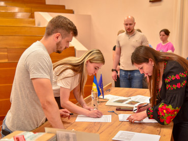 Складання «КРОК 1» та професійного іспиту з англійської: підсумки / “KROK 1” and Professional English Exam: Summary