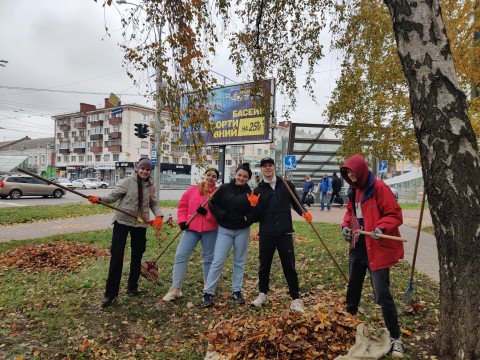Допомагаємо разом!