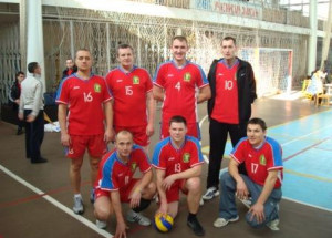 Оздоровча група для співробітників академії з волейболу
