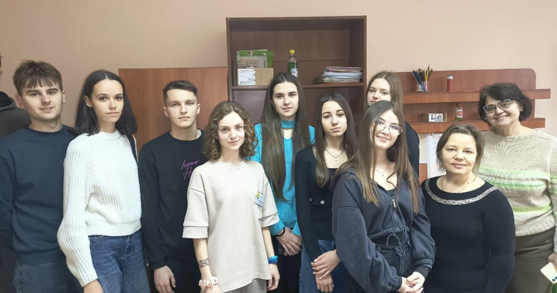 Викладачі ПДМУ зі студентами побували у центрі комплексної реабілітації для осіб з інвалідністю: про враження читайте далі