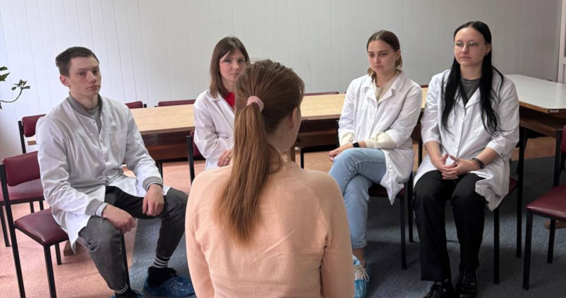 Тренінг «Клінічні особливості стрес-асоційованих розладів, пов’язаних з війною в Україні»: Місяць обізнаності про ментальне здоров'я розширює авдиторію слухачів у ПДМУ