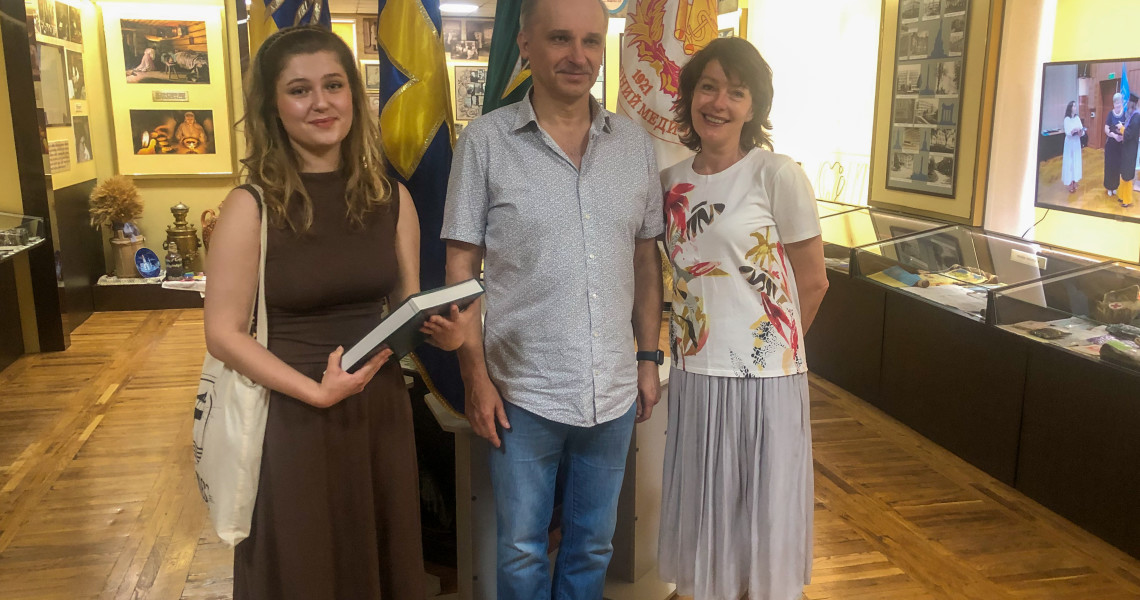 Від Парижа до Полтави: французька студентка прагне стажуватися в ПДМУ та долучатися до відбудови України