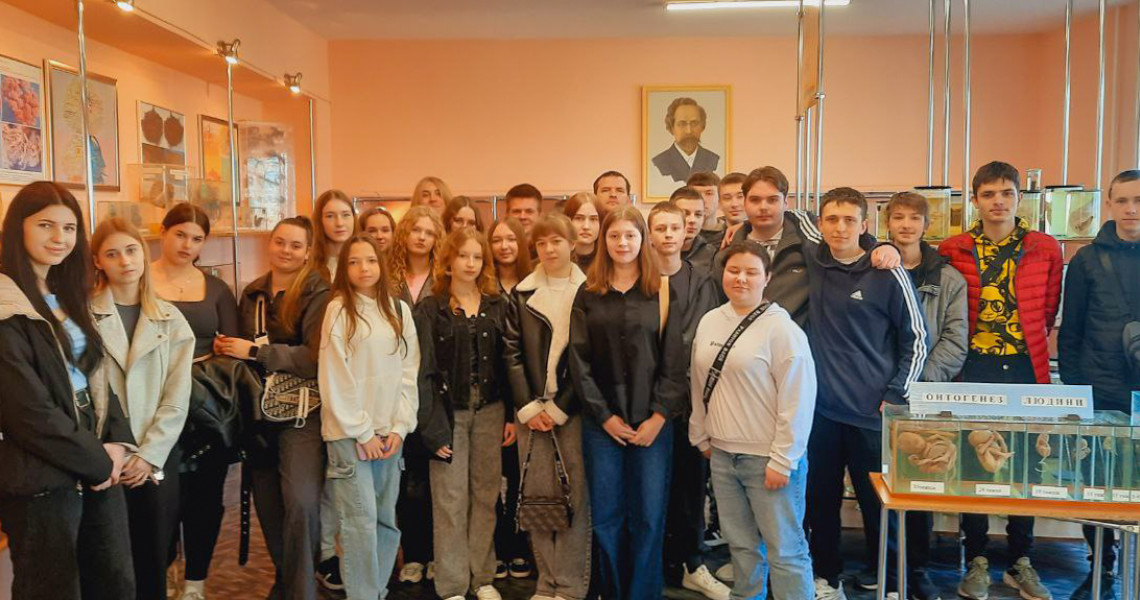 Ліцеїсти Руденківського ліцею відвідали Полтавський державний медичний університет у межах профорієнтаційної екскурсії