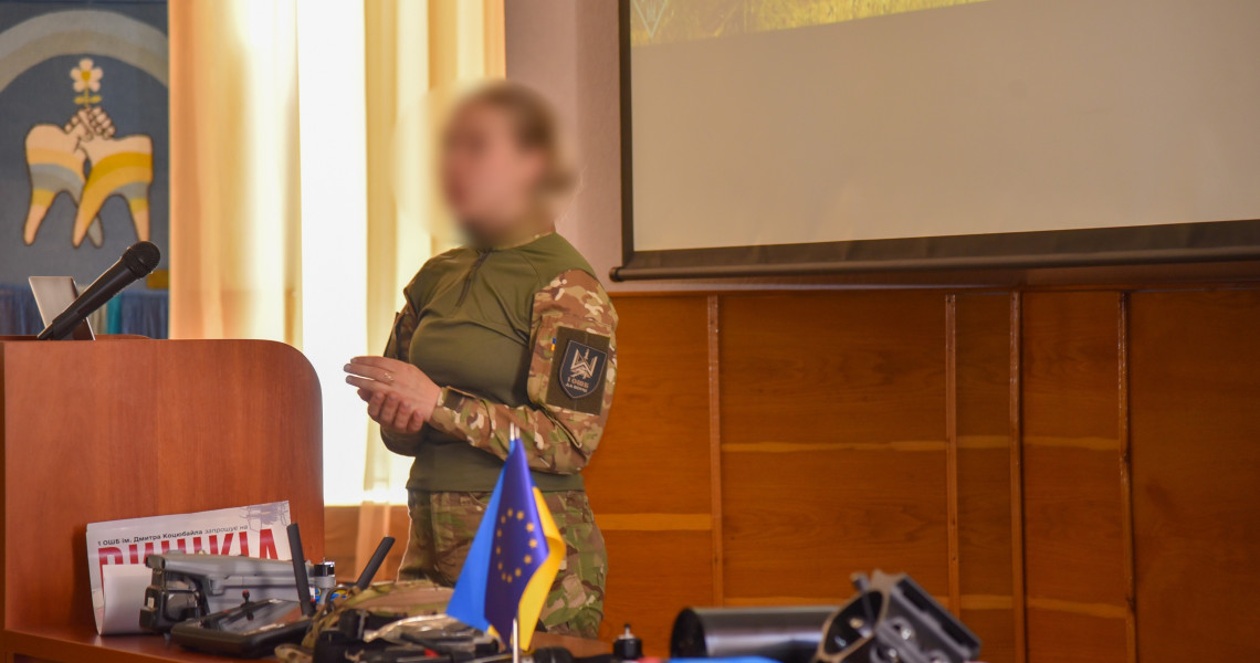 Бійці 1 ОШБ ім. Дмитра Коцюбайла зустрілись зі студентами ПДМУ / Servicemen of the 1st Separate Mechanized Battalion named after Dmytro Kotsiubailo met with PSMU students