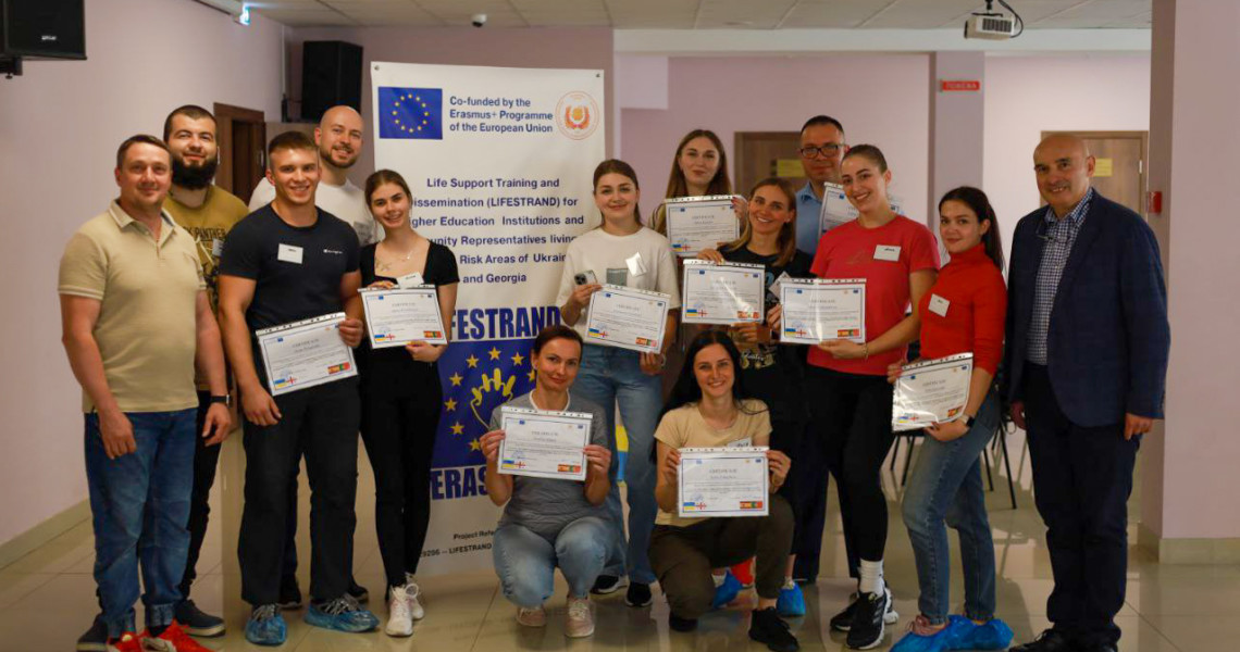 ПДМУ навчає полтавських тренерів домедичній допомозі в межах проєкту LIFESTRAND