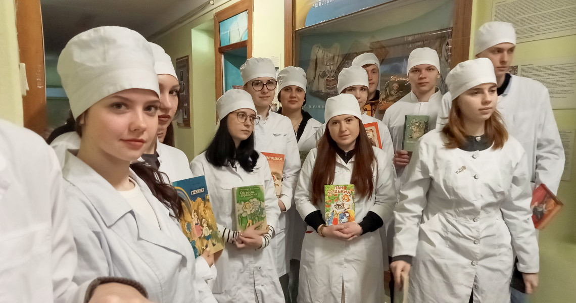 Чарівний світ дитинства: 2 квітня відзначили – Міжнародний день дитячої книги / The Magical World of Childhood: April 2 — International Children’s Book Day Celebrated at PSMU