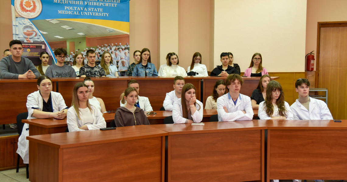 Бійці 1 ОШБ ім. Дмитра Коцюбайла зустрілись зі студентами ПДМУ / Servicemen of the 1st Separate Mechanized Battalion named after Dmytro Kotsiubailo met with PSMU students