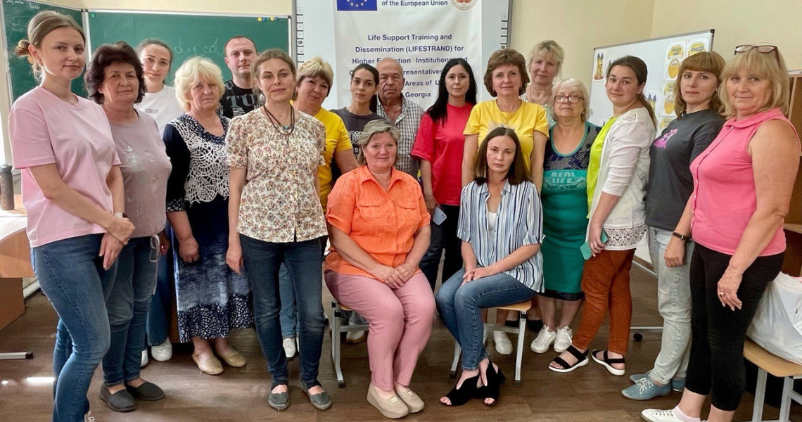 Команда ПДМУ навчає домедичній допомозі: тренінг для освітян Мачухівської громади / PSMU Team Provides First Aid Training: Workshop for Educators of the Machukhy Community