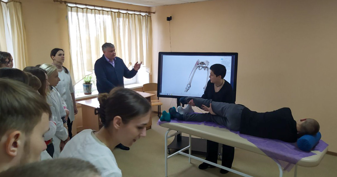 Інновації у навчанні: поєднання анатомії та реабілітації у форматі живої демонстрації / Innovations in education: merging anatomy and rehabilitation through live demonstration