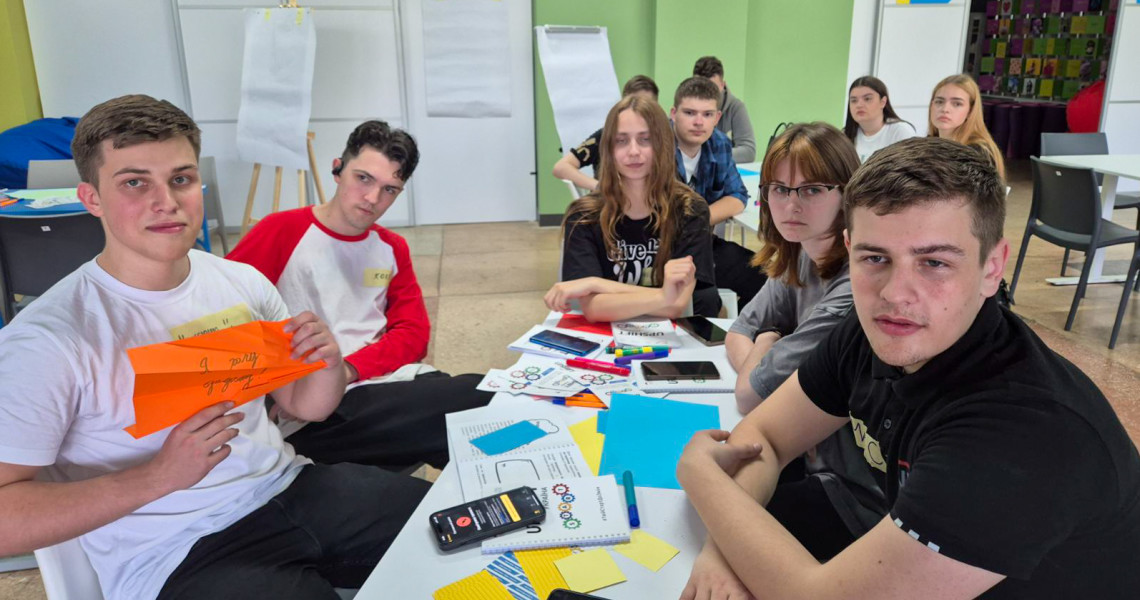 Навчаємось проєктному менеджменту / Learning Project Management