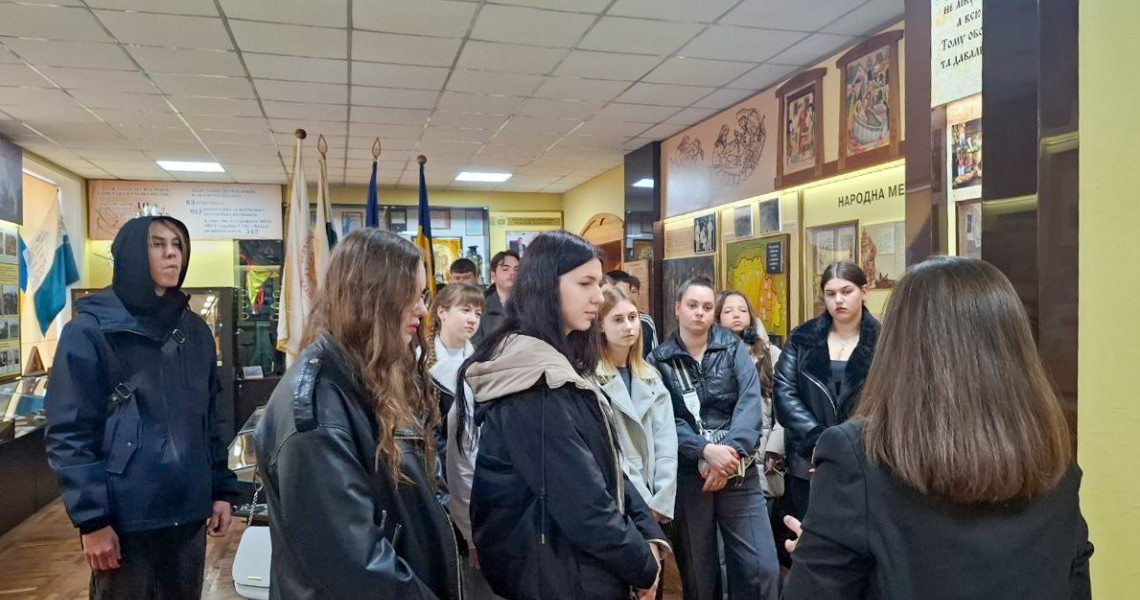 Ліцеїсти Руденківського ліцею відвідали Полтавський державний медичний університет у межах профорієнтаційної екскурсії