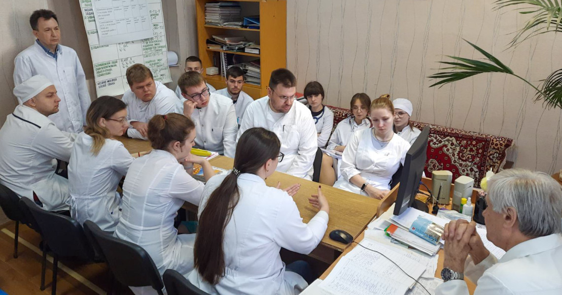 Студенти ПДМУ ознайомилися із життєвим надбанням академіка Миколи Амосова та його учнів / PSMU students learn about the life legacy of academician Mykola Amosov and his disciples