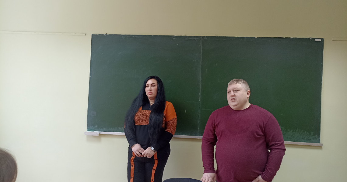 Зустріч з практикуючим фахівцем у галузі права: подробиці тут / Meeting with a Practicing Legal Specialist: Details Here