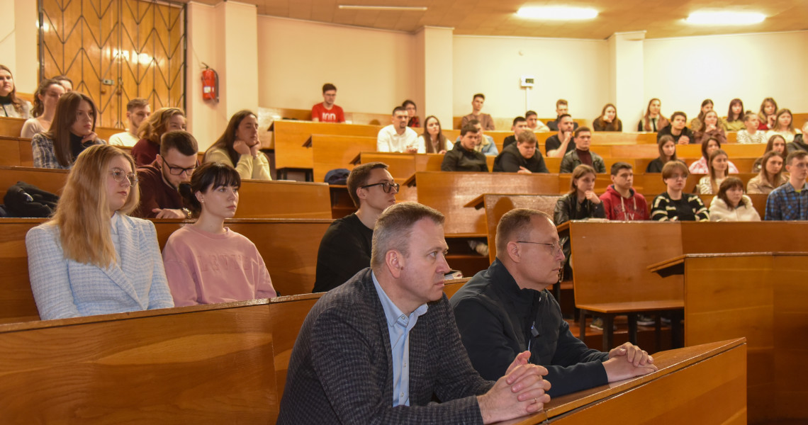 Про медицину, бізнес і те, що між рядками: у ПДМУ відбулася зустріч із медичним підприємцем Сергієм Замчієм