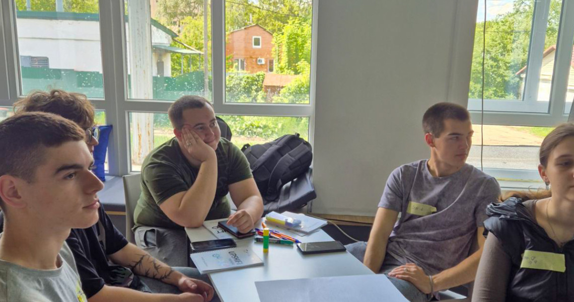 Навчаємось проєктному менеджменту / Learning Project Management