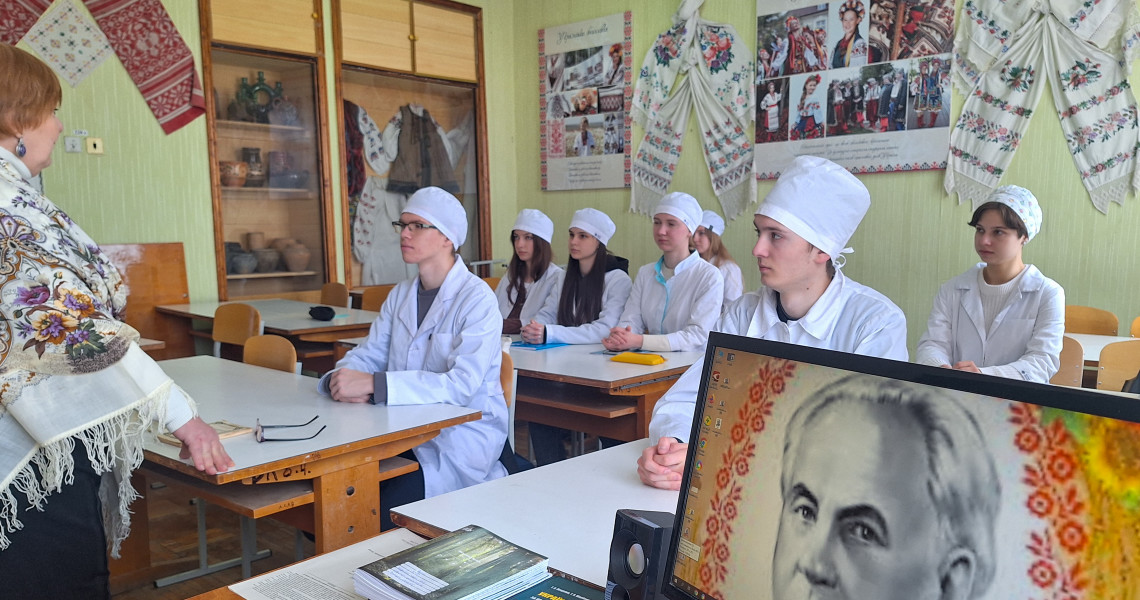 Вшановуємо великого поета: літературні читання у ПДМУ / Honoring a Great Poet: Literary Readings at PSMU