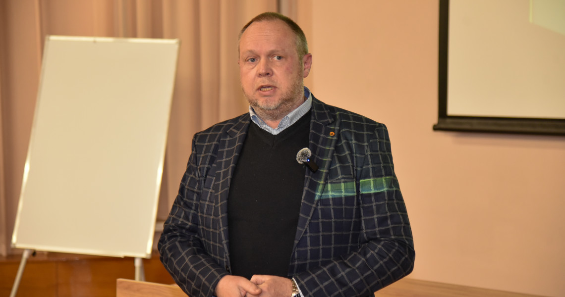 Про медицину, бізнес і те, що між рядками: у ПДМУ відбулася зустріч із медичним підприємцем Сергієм Замчієм