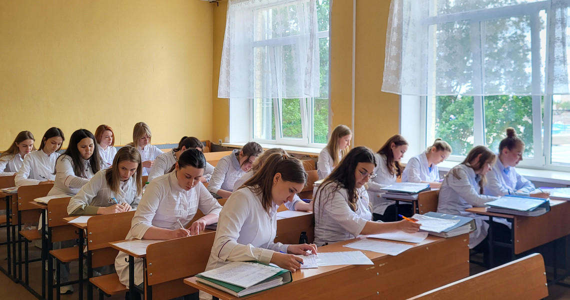 Успішна атестація: кафедра педіатрії №2 готує майбутнє української медицини / Successful Attestation: Department of Pediatrics No. 2 Shapes the Future of Ukrainian Medicine