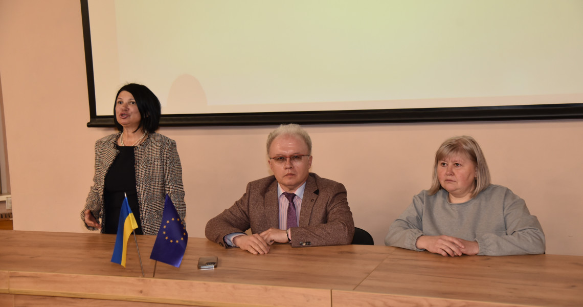 На часі працевлаштування випускників Навчально-наукового інституту післядипломної освіти ПДМУ: про це йшлось на знаковій зустрічі з роботодавцями