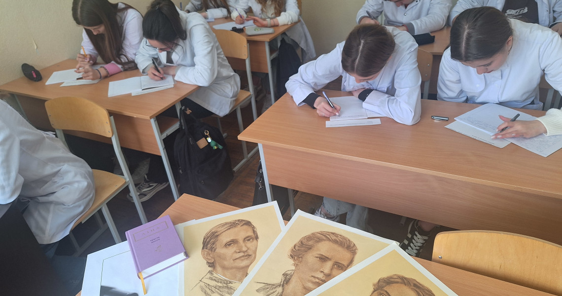 Літературна читальня:  Життя й неоціненний внесок українських письменниць у літературу / Literary Reading: life and invaluable contribution of ukrainian women writers to literature