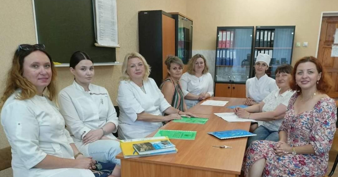 Медсестра — це руки, чуйність, доброта: інтерв’ю з Людмилою Самолеліс до Міжнародного дня медичної сестри
