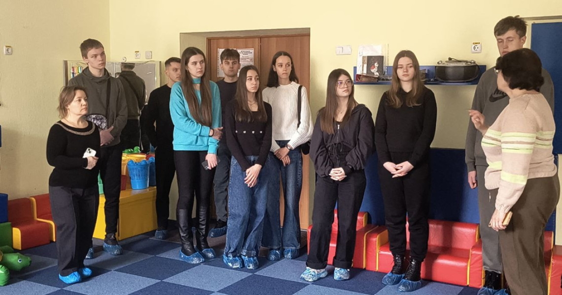 Викладачі ПДМУ зі студентами побували у центрі комплексної реабілітації для осіб з інвалідністю: про враження читайте далі