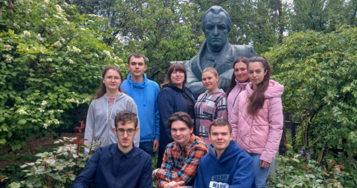 У Міжнародний день музеїв гуртом до садиби Івана Котляревського / On International Museum Day – A Group Visit to Ivan Kotliarevsky’s Estate