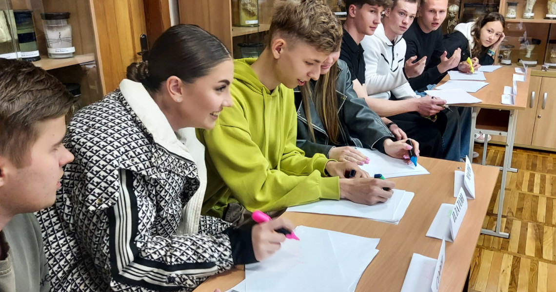 Omnius sapientissimus - вікторина для сміливих та розумних! / Omnius Sapientissimus – A Quiz for the Brave and Bright!