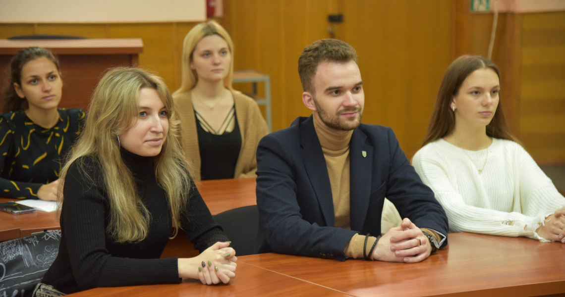 В Полтавському державному медичному університеті відбулася лекція «Методика та особливості спілкування з тяжкохворими в кардіології»