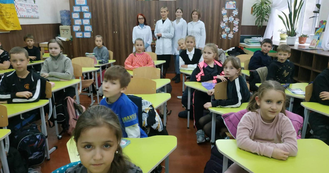 Стоматологічна просвіта молодших школярів – запорука здоров’я нації / Dental Education for Young Schoolchildren – the Key to National Health