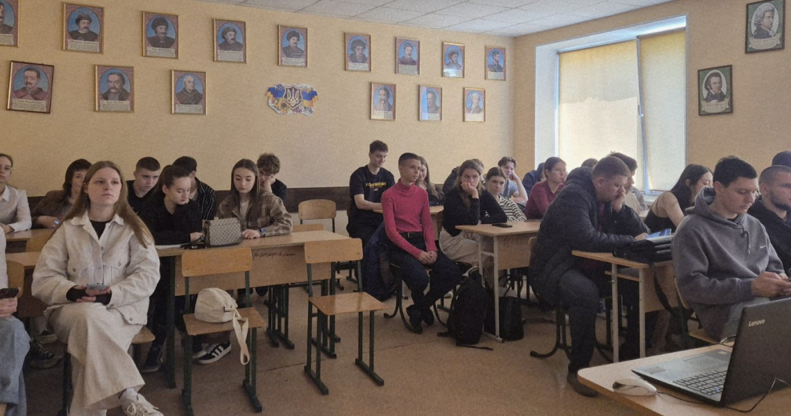 День пам’яті жертв геноциду кримсько-татарського народу був темою обговорення / The Day of Remembrance for the Victims of the Crimean Tatar Genocide Was the Topic of Discussion