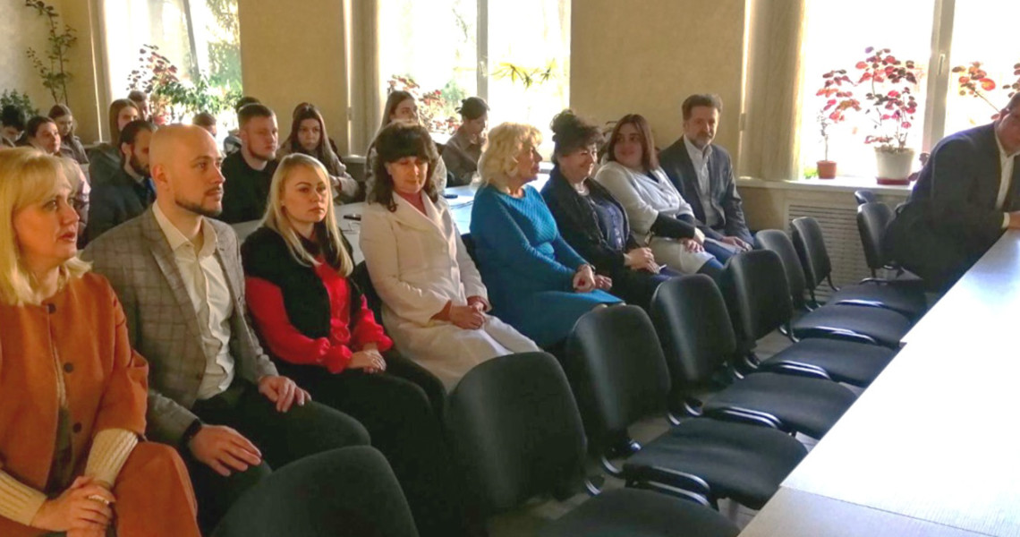 З наукою у серці: професор Віталій Міщенко – із плеяди видатних науковців ПДМУ / With science at heart: Professor Vitalii Mishchenko among the distinguished scholars of PSMU