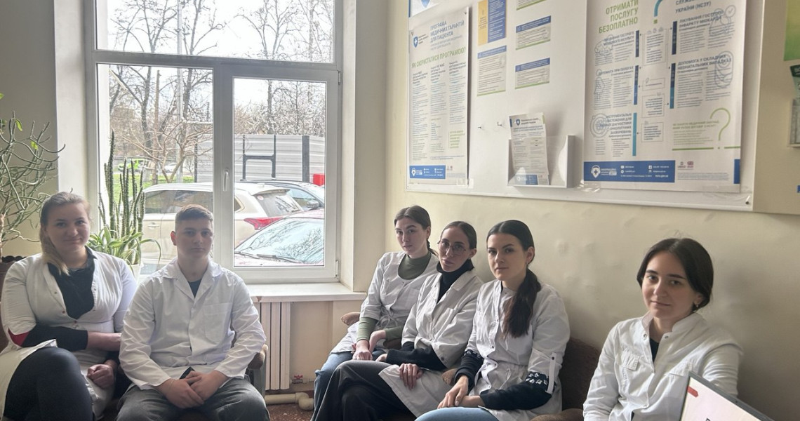 Обговорюємо цікаві факти про здоров'я та профілактику захворювань / Discussing Interesting Facts about Health and Disease Prevention