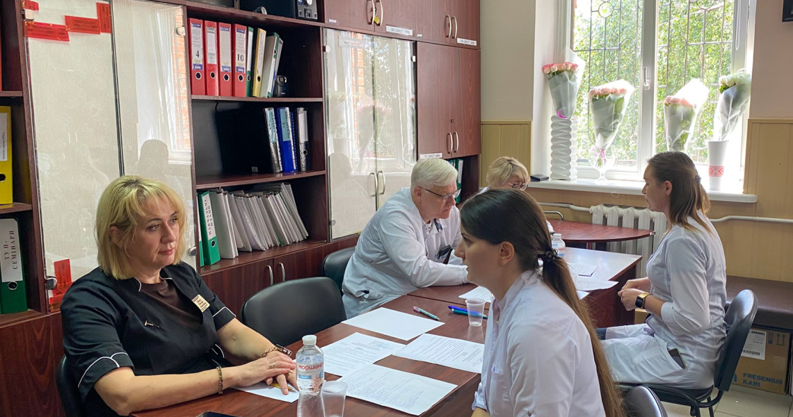 Інтерни-неврологи ПДМУ успішно атестовані: результати / PSMU Neurology Interns Successfully Attested: Results