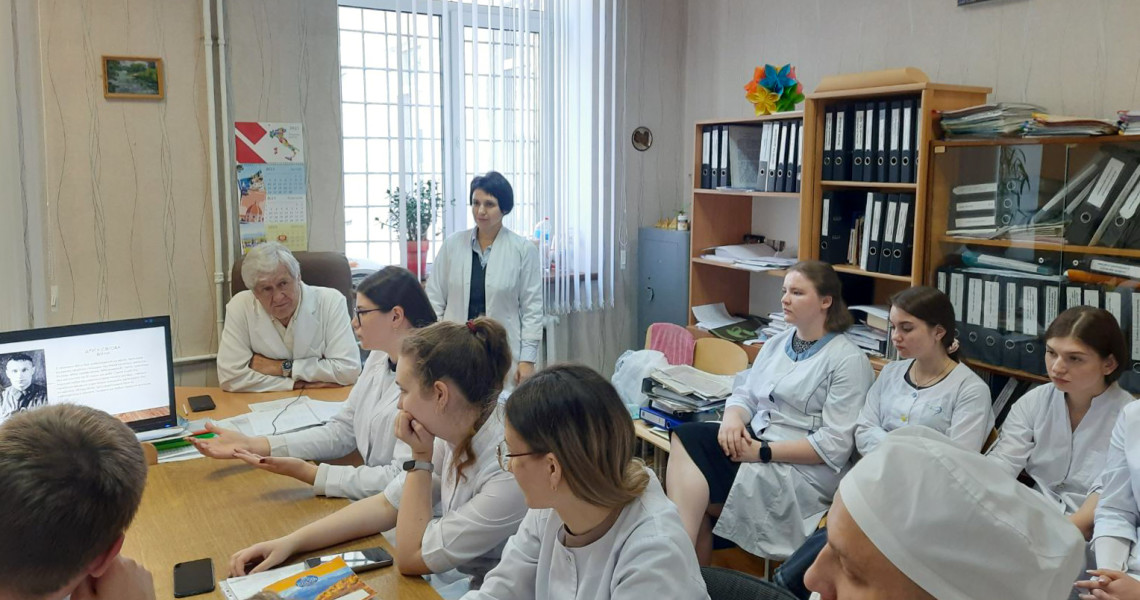 Студенти ПДМУ ознайомилися із життєвим надбанням академіка Миколи Амосова та його учнів / PSMU students learn about the life legacy of academician Mykola Amosov and his disciples