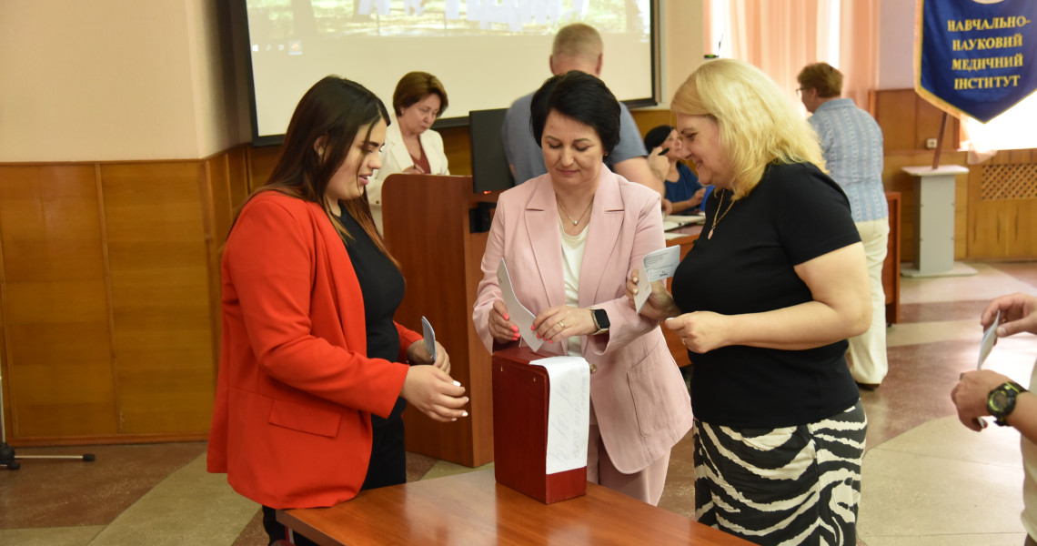Засідання Вченої ради ННІПО: обговорення підсумків та плани на майбутнє / Meeting of the Academic Council of the Institute of Postgraduate Education: Summary and Future Plans