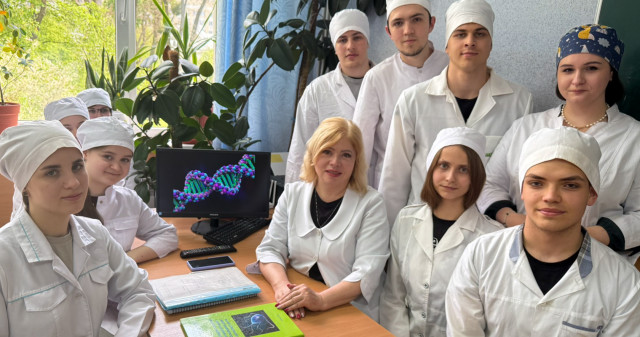 25 квітня Міжнародний день ДНК / April 25: International DNA Day