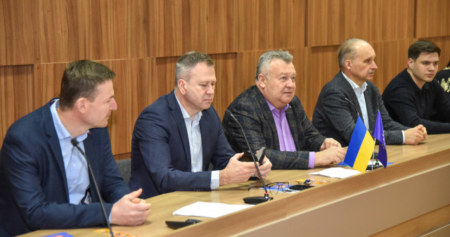 «ПДМУ – навчаємо лікарів для миру і майбутнього»: у Полтавському державному медичному університеті відбувся профорієнтаційний захід