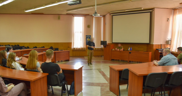 У ПДМУ відбулася патріотична зустріч з ГО «Центурія» та Третьою штурмовою бригадою / New Scientific Achievements of PSMU Students