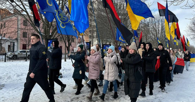 Студенти ПДМУ долучилися до пам'ятної ходи до Дня Героїв Небесної Сотні / PSMU Students Join Memorial March for the Day of the Heroes of the Heavenly Hundred