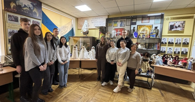 Студенти відкривають магію лялькового мистецтва / Students Discover the Magic of Puppet Art