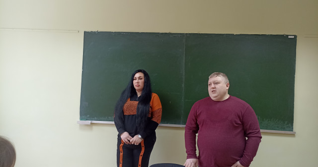 Зустріч з практикуючим фахівцем у галузі права: подробиці тут / Meeting with a Practicing Legal Specialist: Details Here