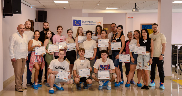 Тренери фітнес-клубу Sport Life опановують домедичну допомогу в рамках проєкту LIFESTRAND