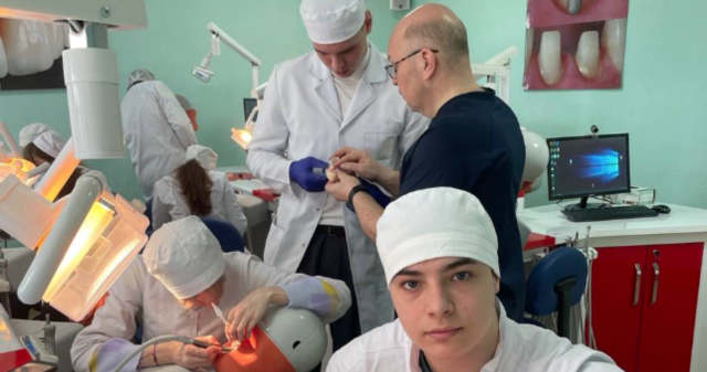 Топ-фото буденного дня студентів ПДМУ / Top Photo of a Typical Day for PSMU Students
