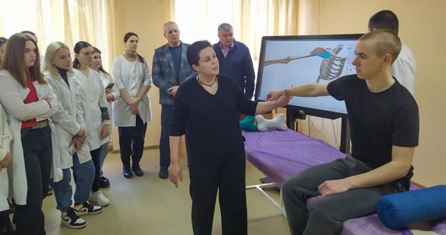 Інновації у навчанні: поєднання анатомії та реабілітації у форматі живої демонстрації / Innovations in education: merging anatomy and rehabilitation through live demonstration